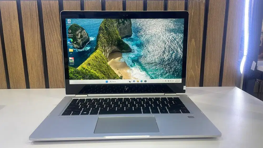 Hp elitebook 1030 g2 core i7-7500U 16Gb