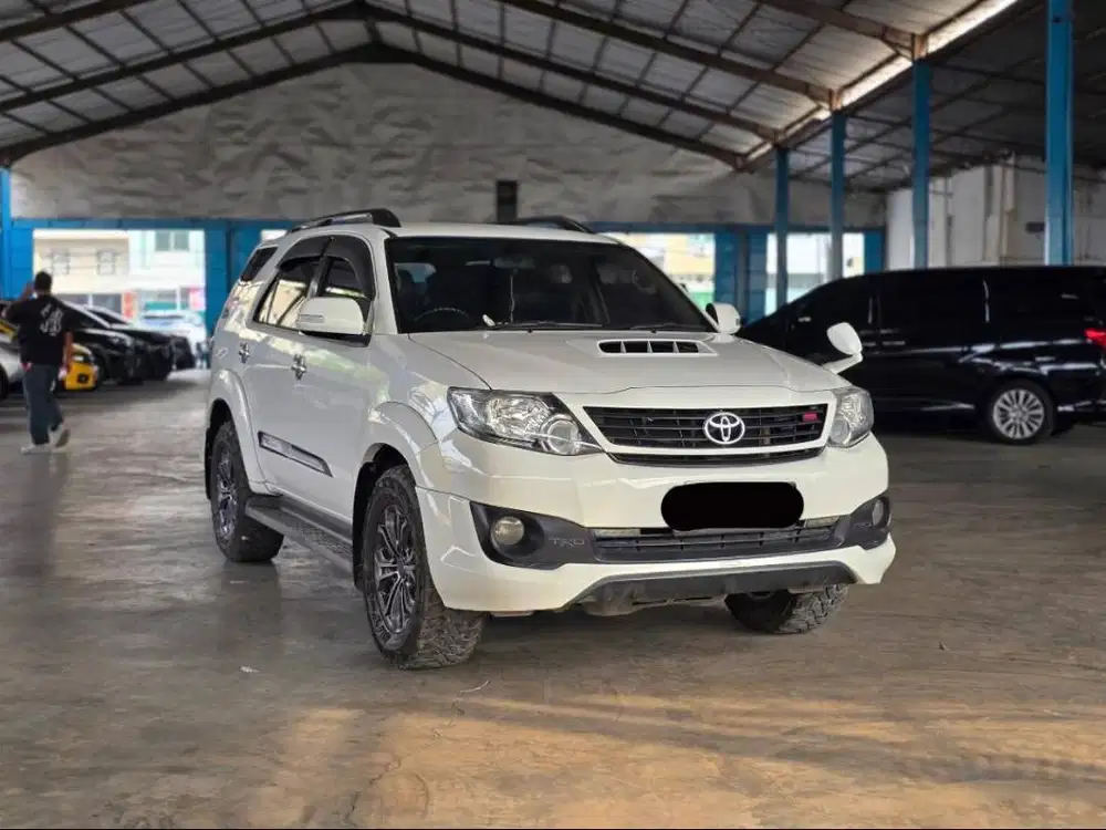(TDP 53 JUTA) Toyota Fortuner 2.5 VNT TRD Diesel Manual 2015