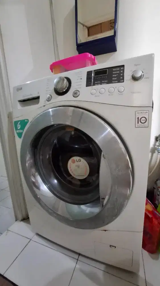 Mesin cuci LG Front Loading 8kg