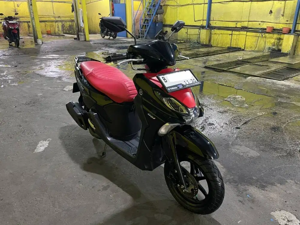 YAMAHA GEAR ULTIMA 125 HYBRID 2025