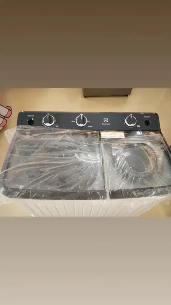 Di jual Mesin cuci electrolux 2 tabung