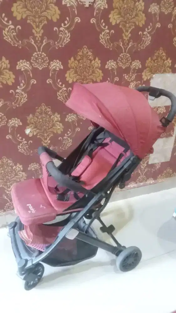 Jual stroller bayi warna merah