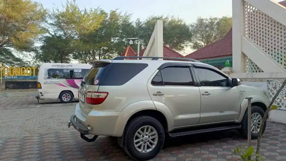 Fortuner 2,7 G lux bensin th 2008