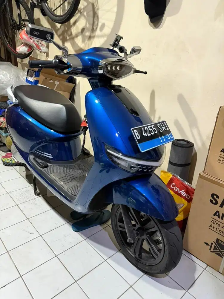Motor Listrik Uwinfly T90 mulus Aman Lengkap