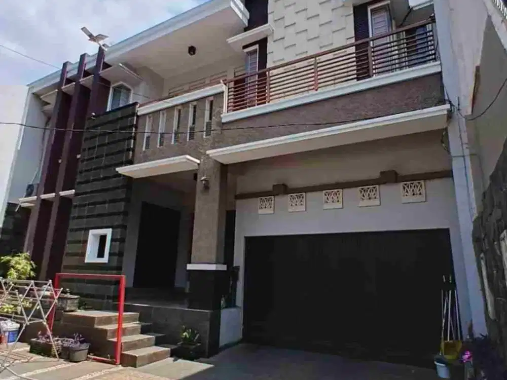 Rumah Bagus Siap Huni Strategis Pinggir Jalan Raya Area Duren Sawit Jakarta Timur