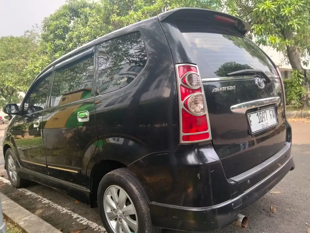 Toyota Avanza 2010 Bensin