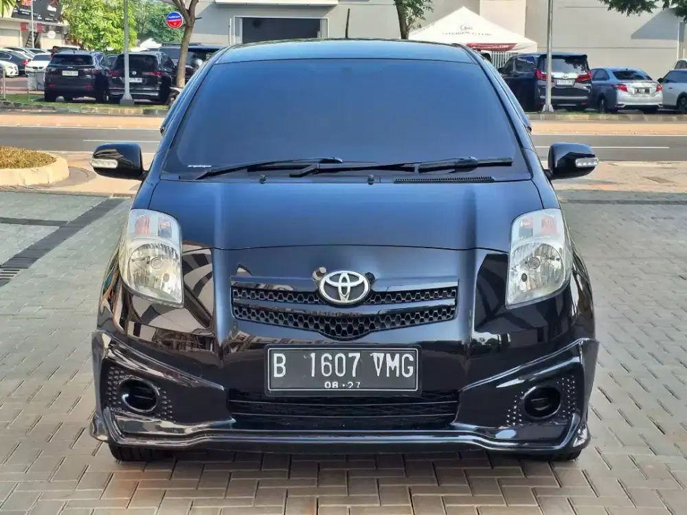Toyota Yaris E 1.5 matic 2008
