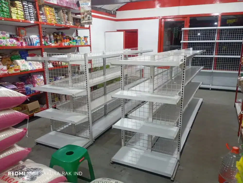 RAK BEKAS DISPLAY MART
