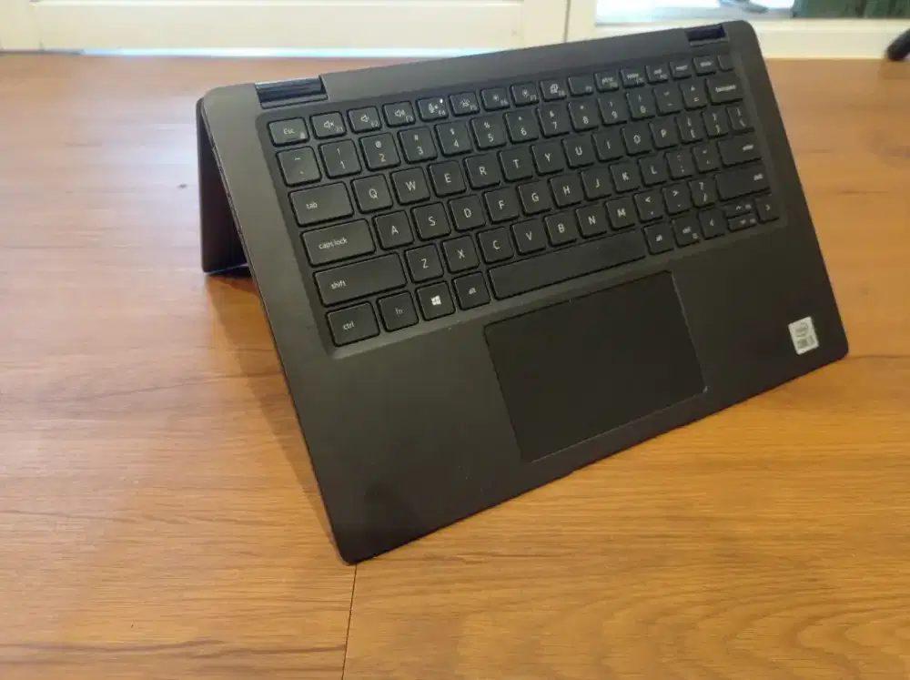 Laptop Dell latitude 7410 core i5 gen 10 ram 16 SSD 256