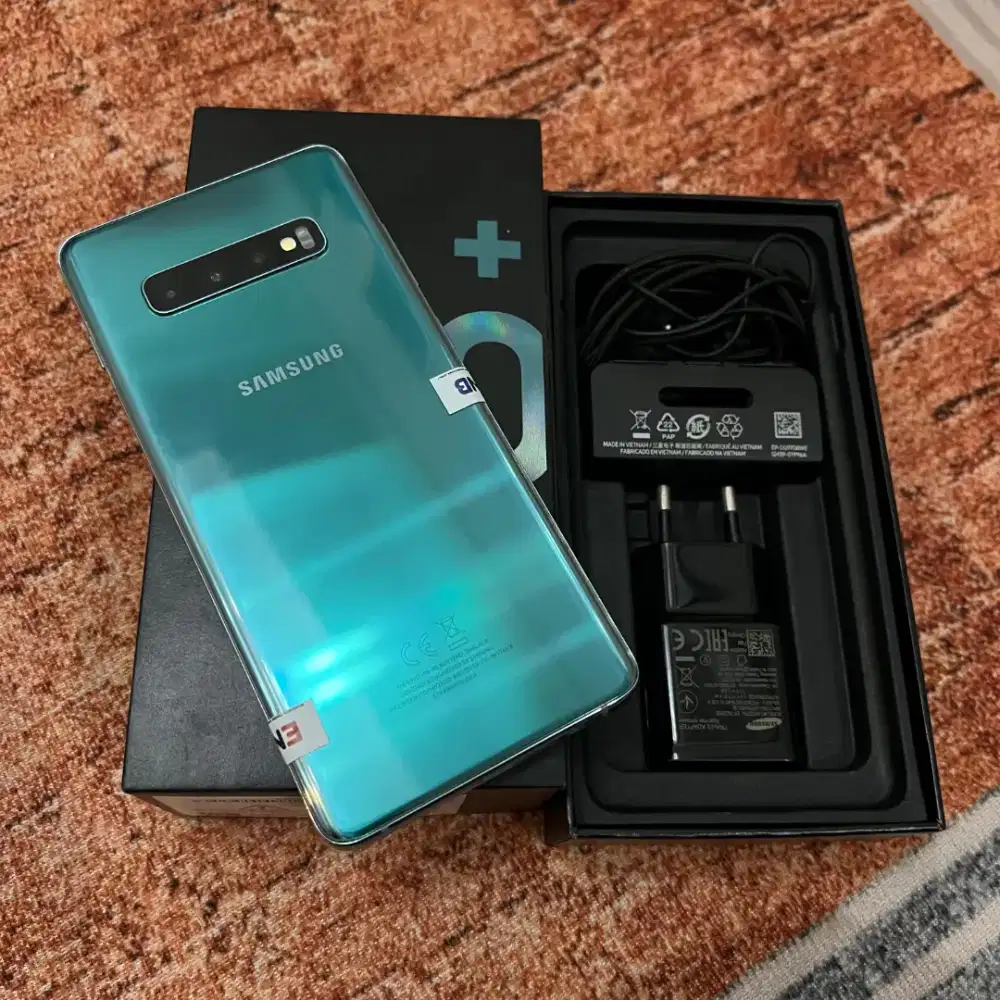 Samsung galaxy s10 + 8/128