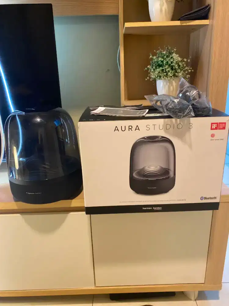 HARMAN KARDON AURA 3