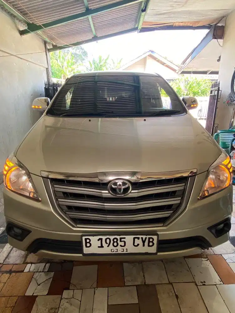 Toyota Kijang Innova 2014 Bensin