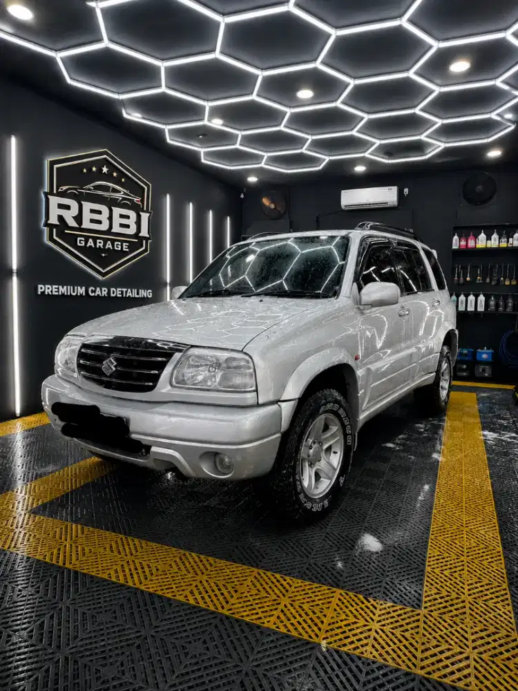Suzuki Grand Escudo 2.0 M/T 2006