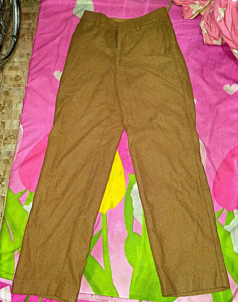 CELANA PANJANG CHINO UNIQLO WANITA