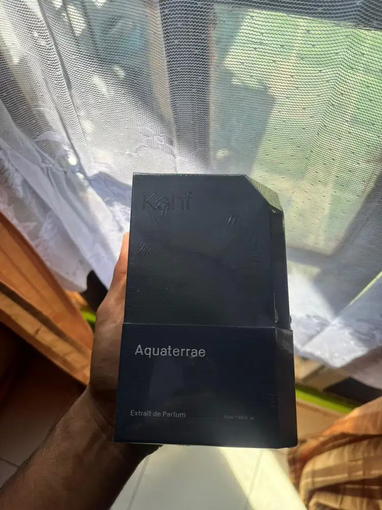 KAHF Extrait De Parfum Aquaterrae