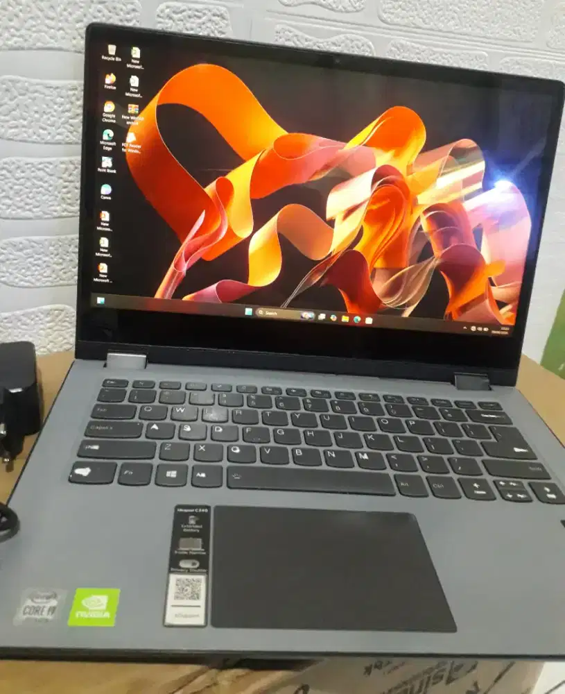 Lenovo ideapad c340 touchreen core i7 gen 10 dual vga