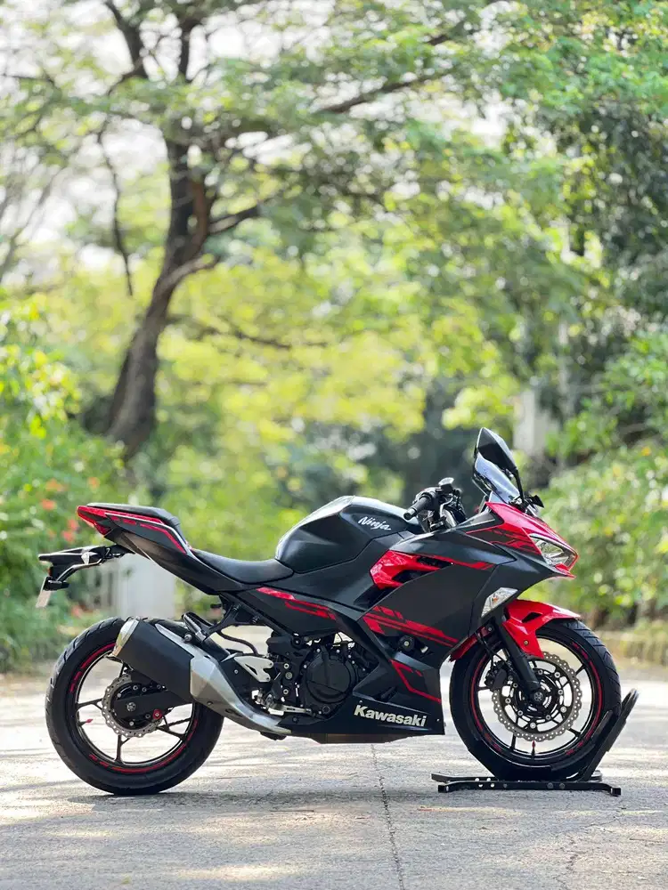 KAWASAKI NEW NINJA 250 FI ABS 2018 MERAH KM LOW PAJAK ON TANPA PR