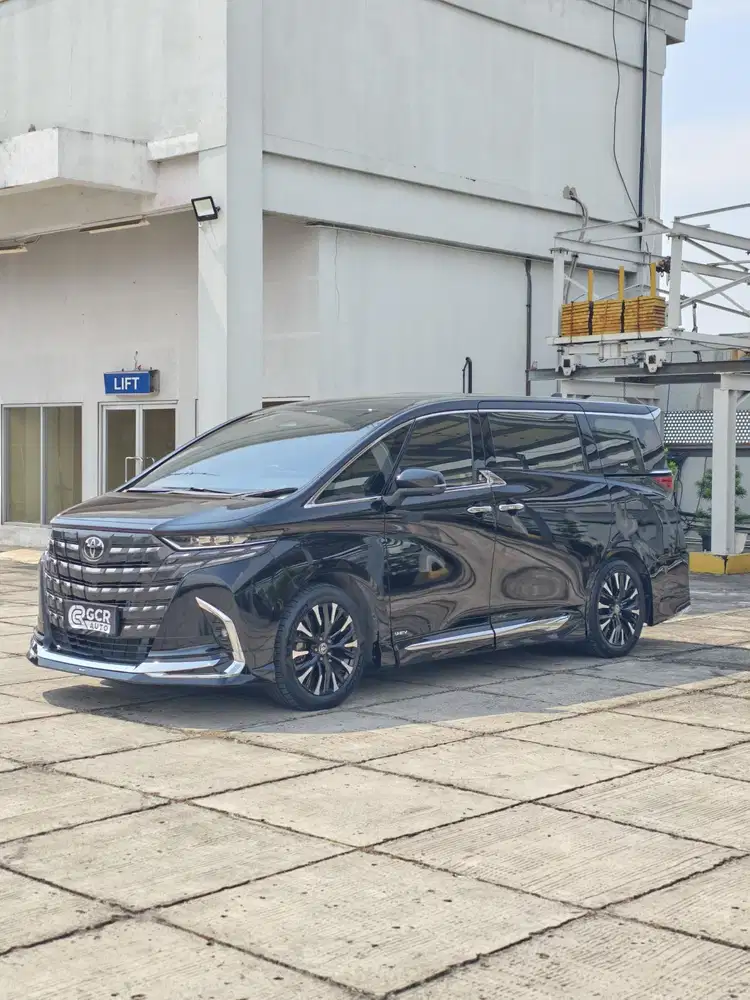 LIKE NEW KM 7RB !! TOYOTA ALPHARD G HYBRID 2.5 MODELLISTA 2025 AT