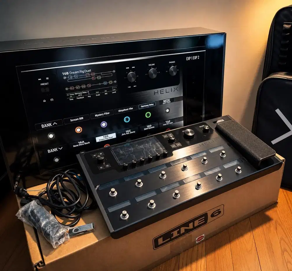 Line 6 Helix Floor Effect Guitar MultiProcessor