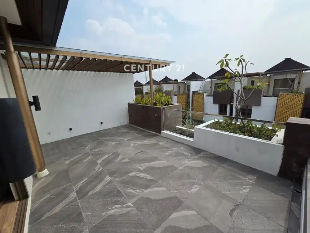 Rumah Modern Minimalis 3 Lantai Siap Huni Karang Tengah Tangerang