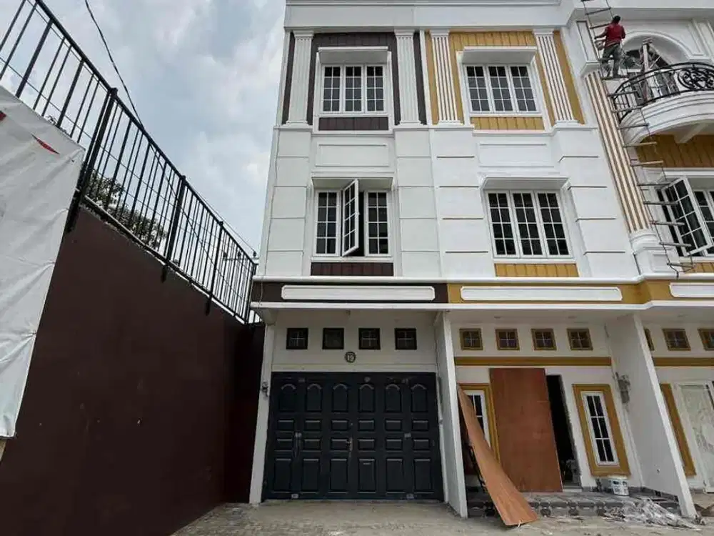 Komplek Tuasan Oakwood