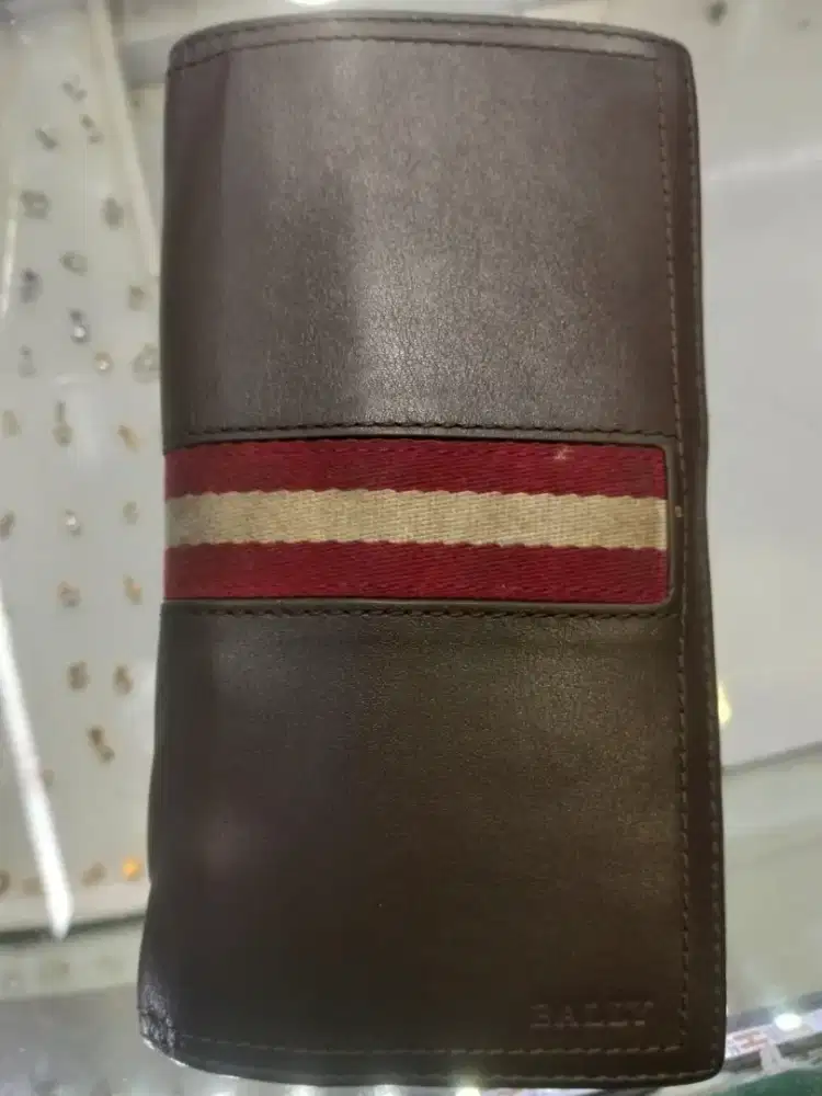 dompet Bally autuen