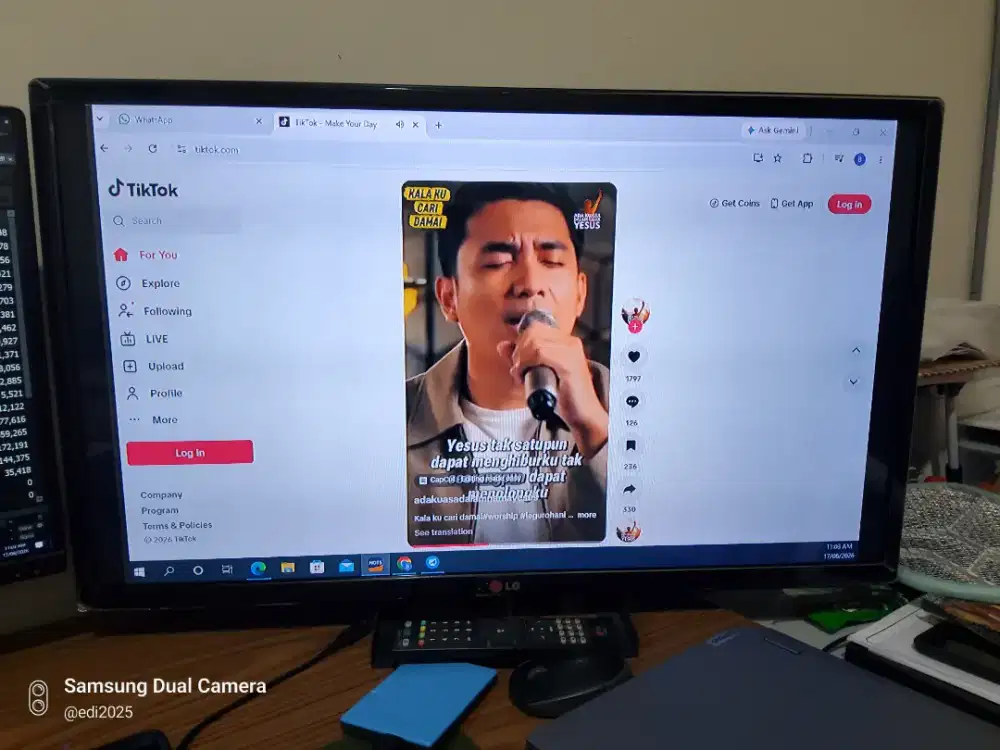 TV Merk LG 32  masih bagus.