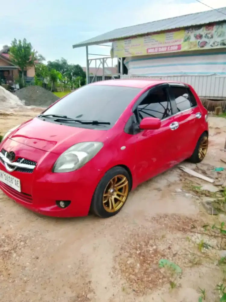 Toyota Yaris tipe E manual
