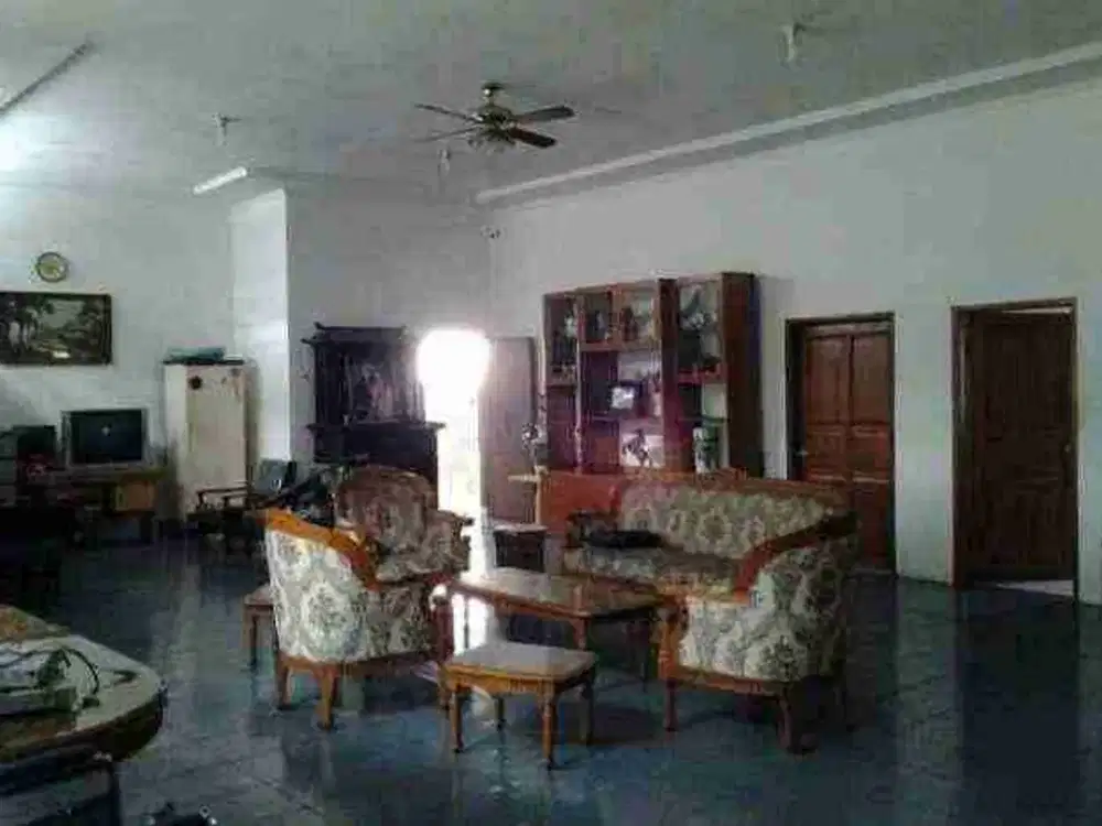 DIjual Rumah & Tempat Usaha