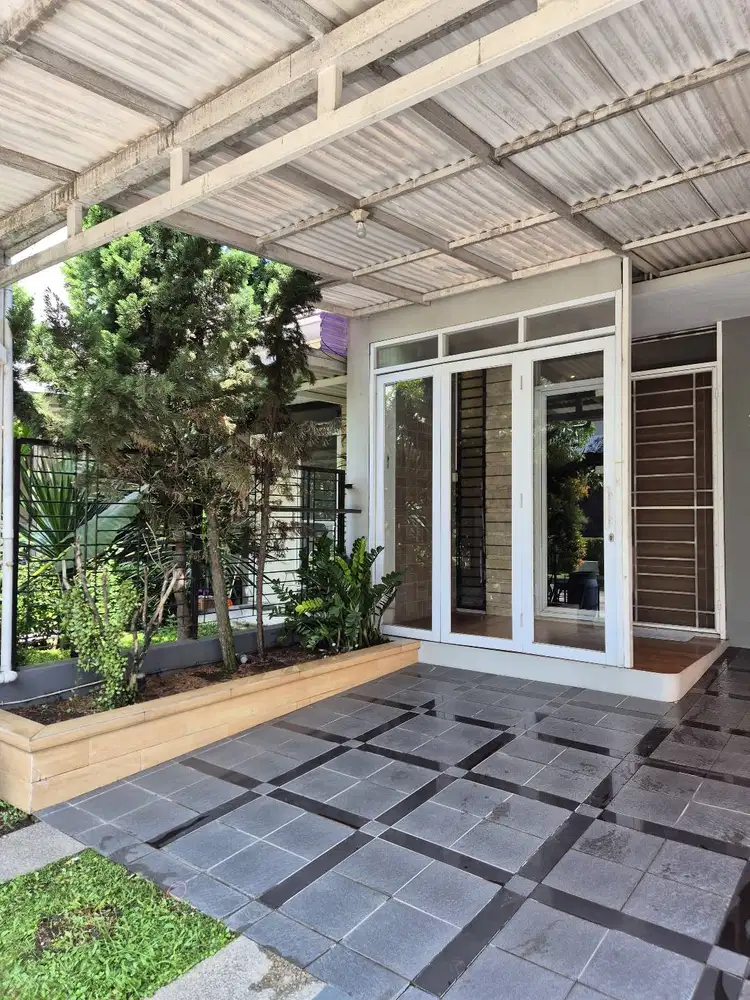 Dijual Rumah Bagus Siap Huni di Taman Kopo Indah Bandung