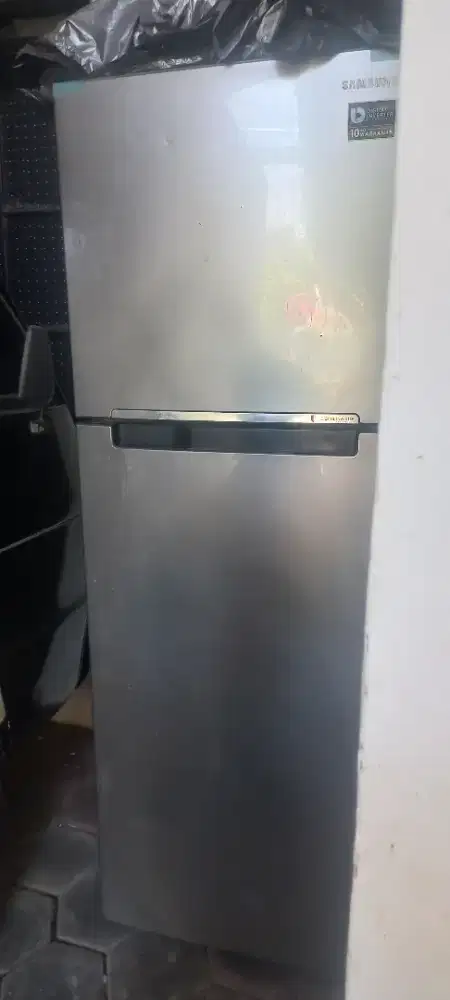Kulkas LG apa adanya