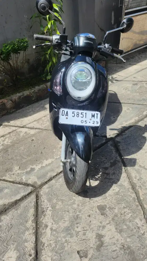 Scoopy 2024 prestige smartkey