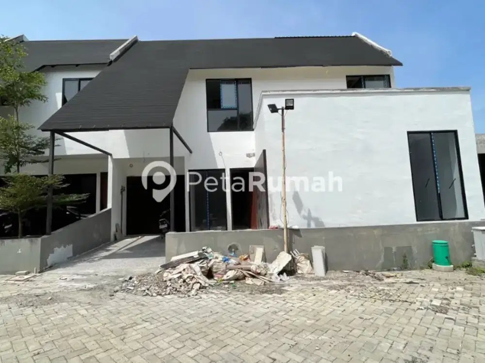 DIJUAL VILLA JALAN BRIGJEND ZEIN HAMID KOMPLEK YUU AT CONTEMPO  - DAERAH TITI KUNING MEDAN JOHOR (willis)