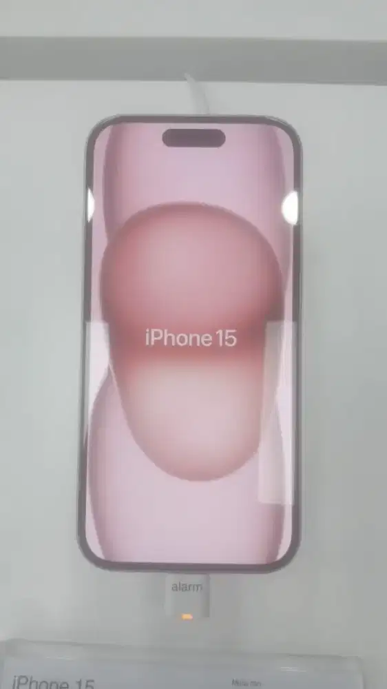 iPhone  15 128 GB