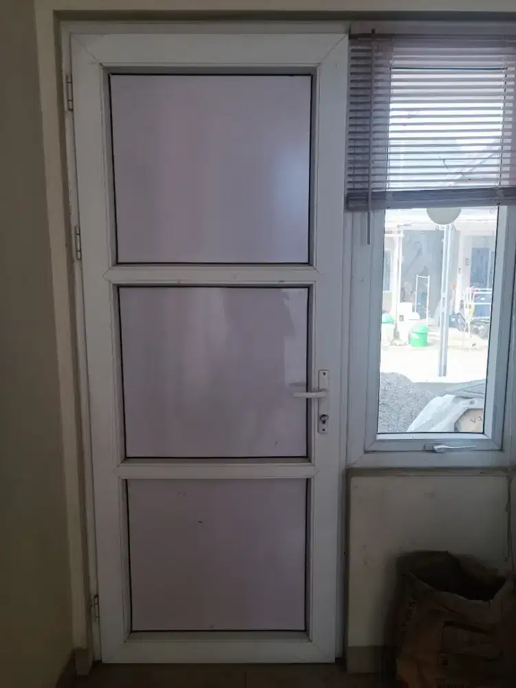 Dijual Santai Pintu, Jendela, Sink, westafel, dan kloset duduk