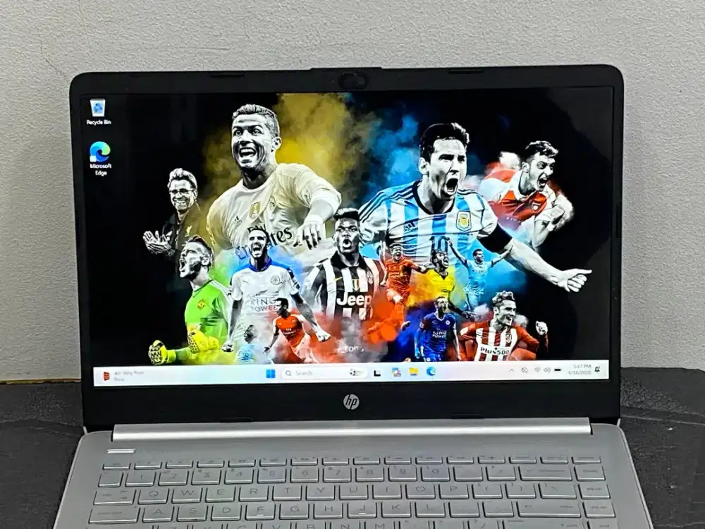 laptop HP 14s-dq4xxx processor 11th Gen IntelCore i5-1155G7RAM8GB SSD5