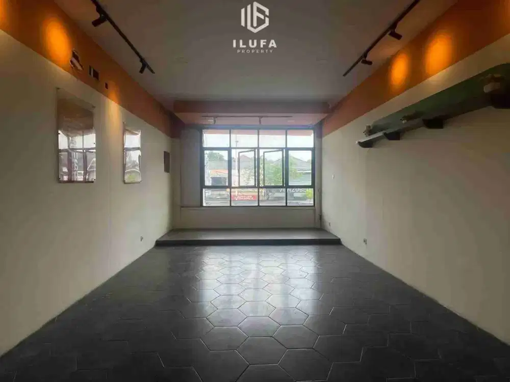 disewakan cepat  ruko 2lt lokasi premier kemang