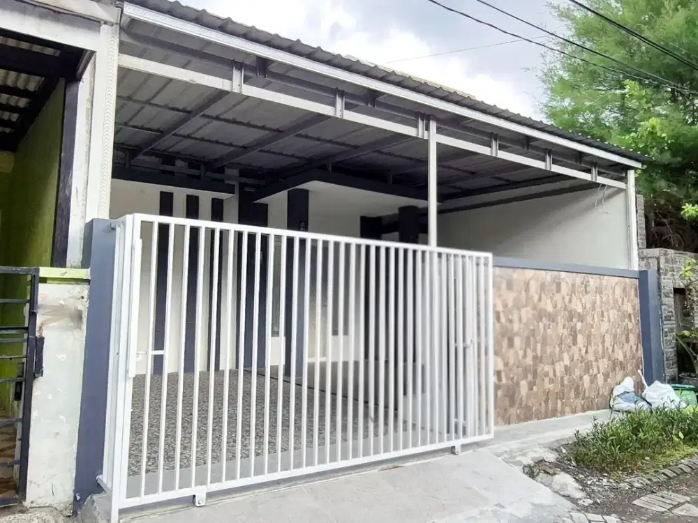 Dijual Rumah Renov Total Gress Minimalis Modern Grand Semanggi Residence Wonorejo, Rungkut