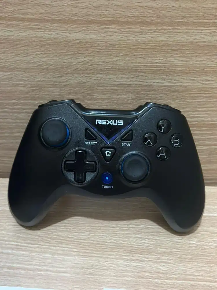 Gamepad Rexus GX100