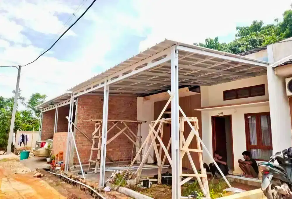 Kanopi baja ringan dan garasi