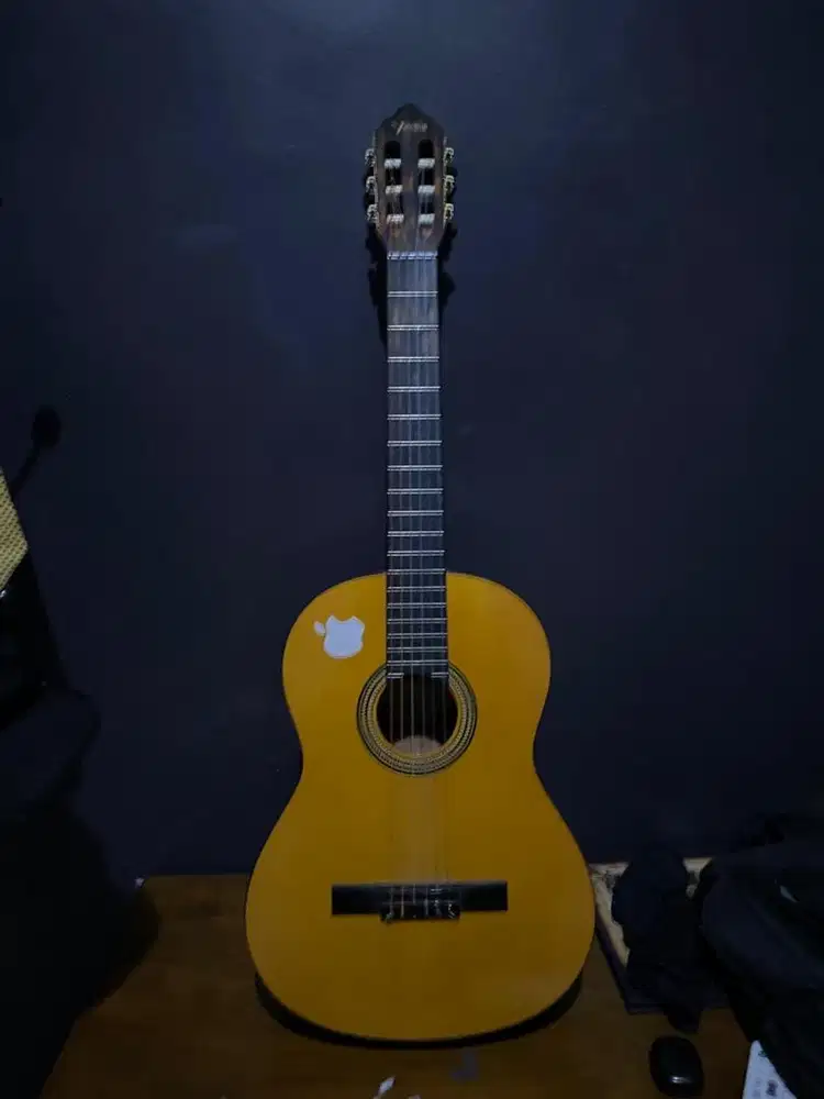 GITAR NYLON VALENCIA ESTABLISHED 1972