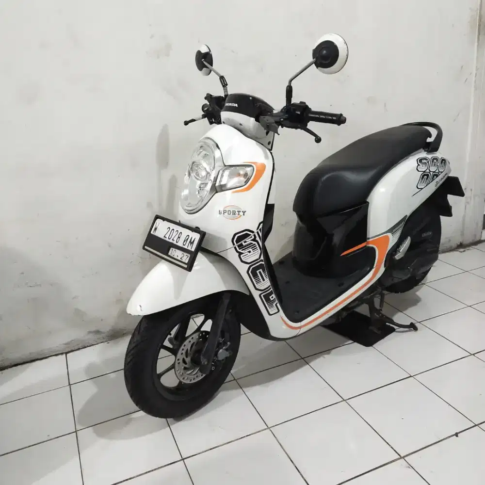 Honda Scoopy Donat 2017 Lengkap Bagus