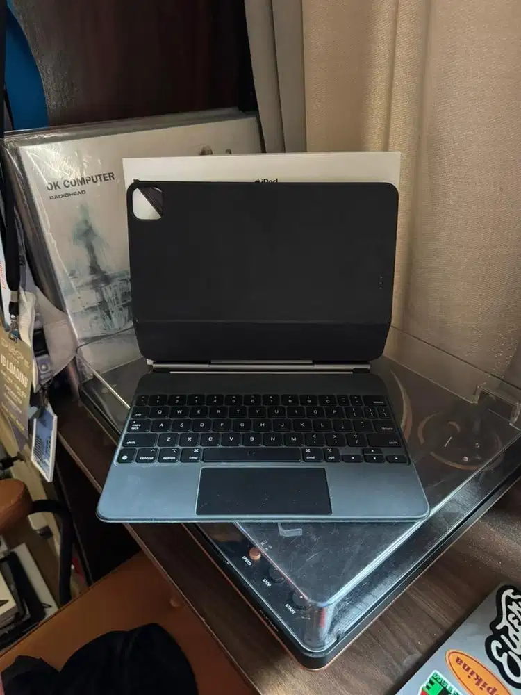apple magic keyboard 11 pro dan air