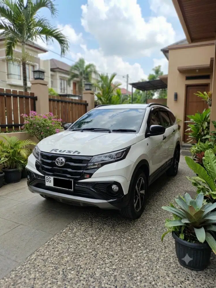 Toyota Rush GR 1.5 AT 20240 (odo 5rb)