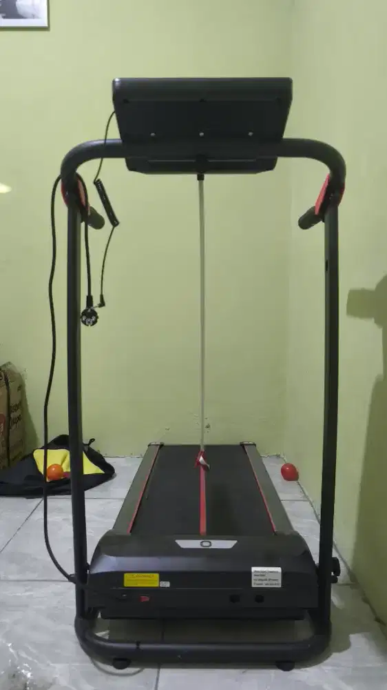 Jual Treadmill Ireborn Venio second