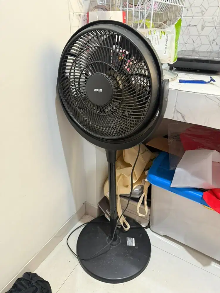 Kipas Kris Black 3 Speed