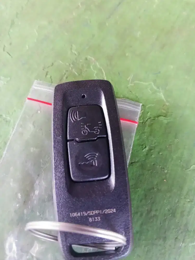 Remote keyless Vario street 125 original