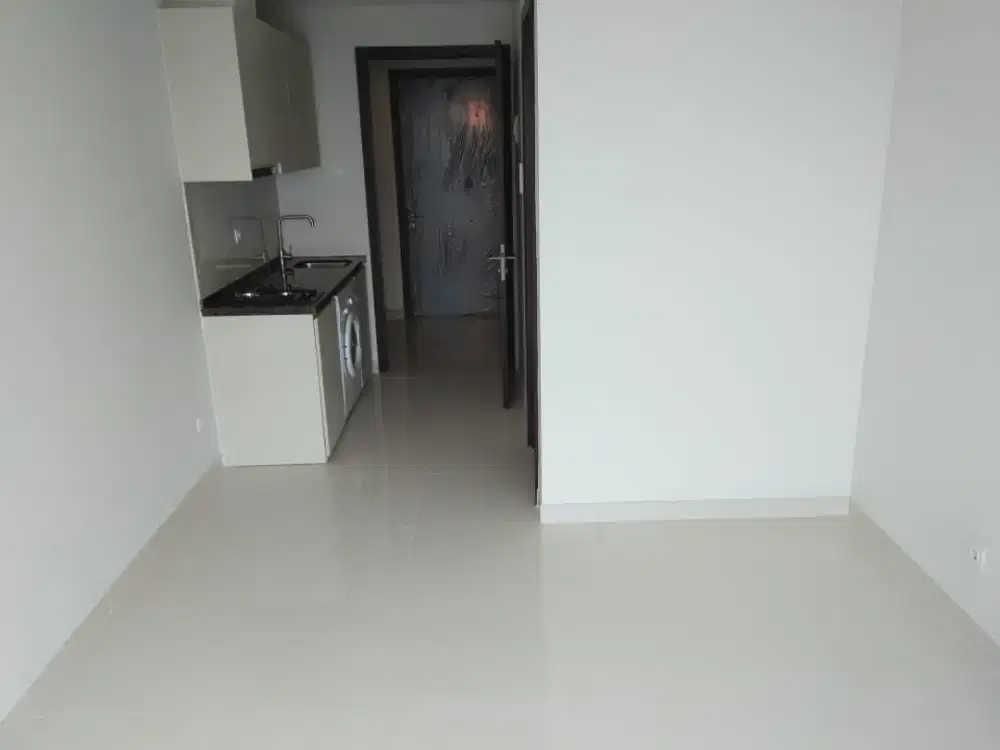 Spacious Studio 26m2 Semi Furnish - Puri Mansion
