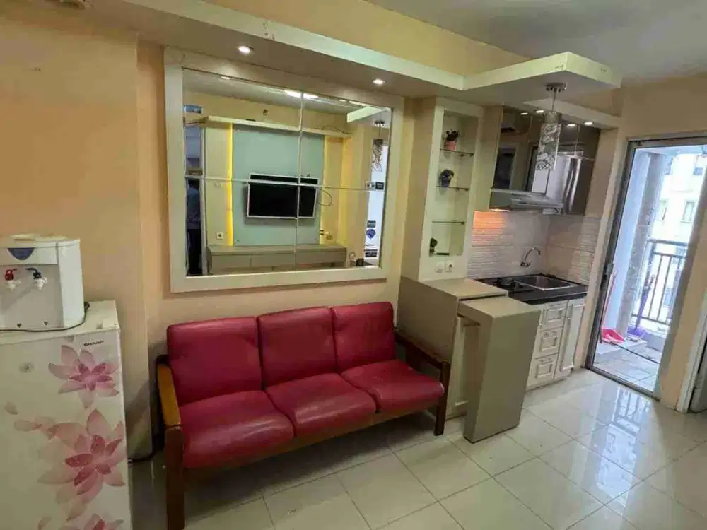 Sewa 2BR Furnished tahunan apartemen Bassura City tower Geranium
