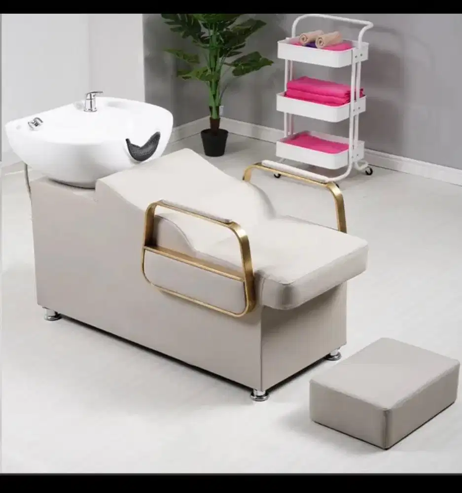 Wash Back Salon Second 2thn